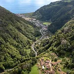 Hébergement de vacances Entre A Pedra E O Mar