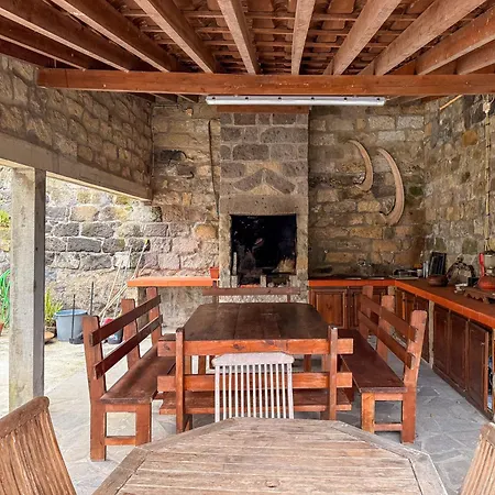 Entre A Pedra E O Mar Holiday home Faial da Terra