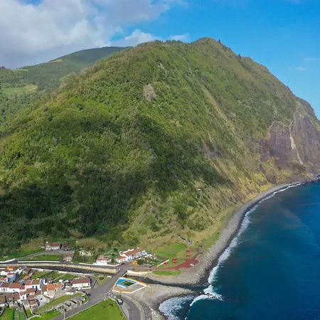 Entre A Pedra E O Mar Holiday home