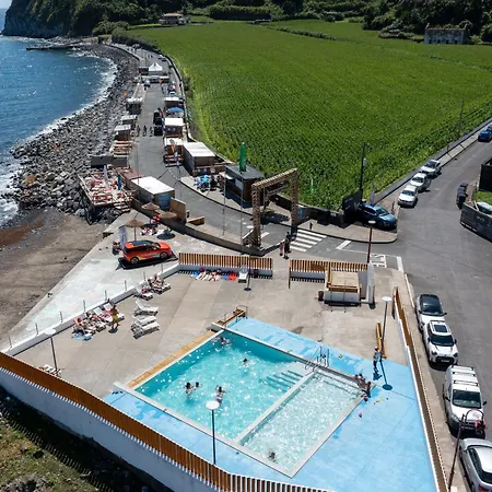 Entre A Pedra E O Mar Holiday home Faial da Terra
